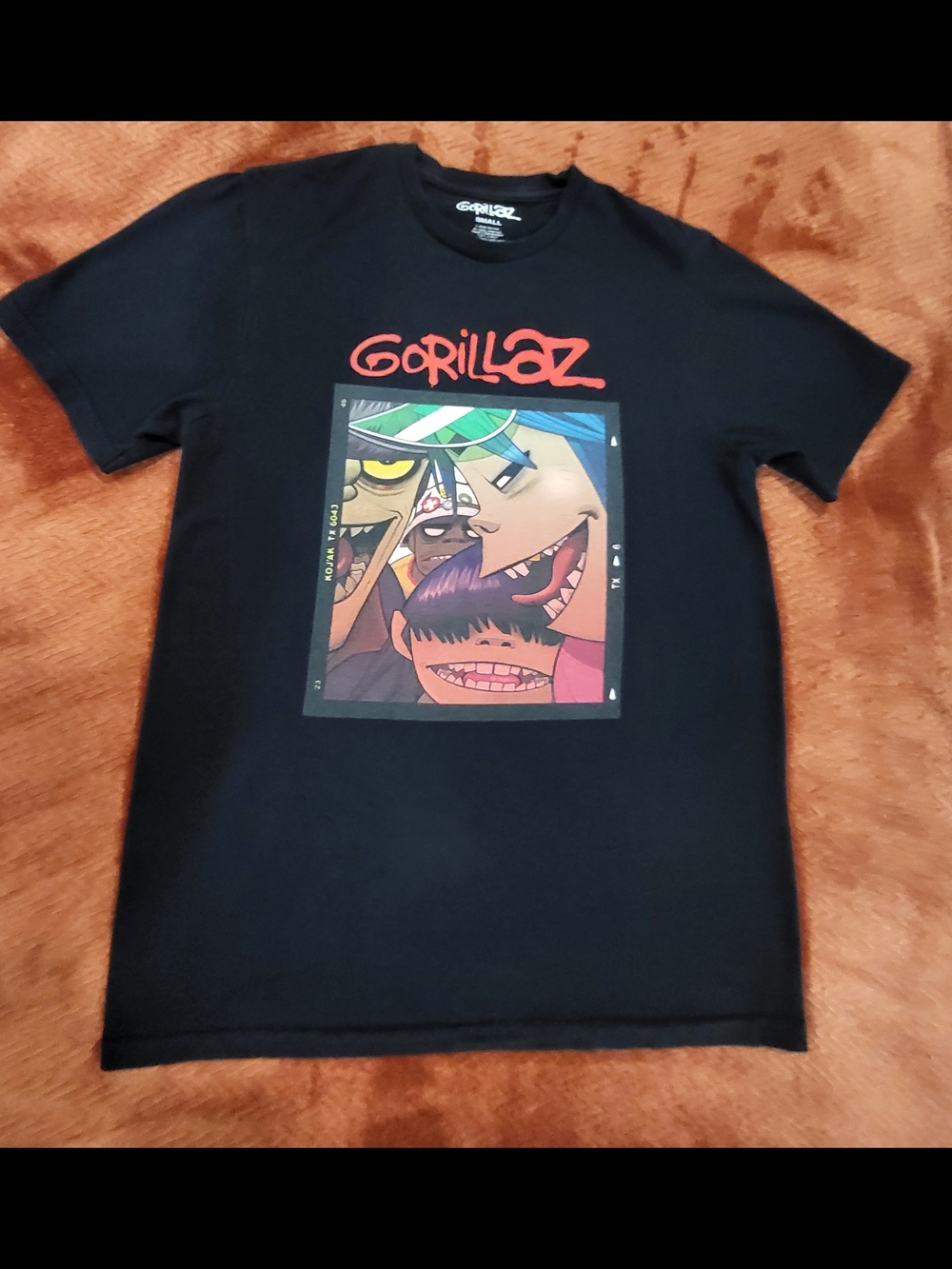Black Gorillaz Polaroid Band T-shirt.
